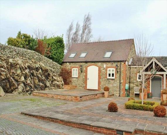 1 Bedroom Detached